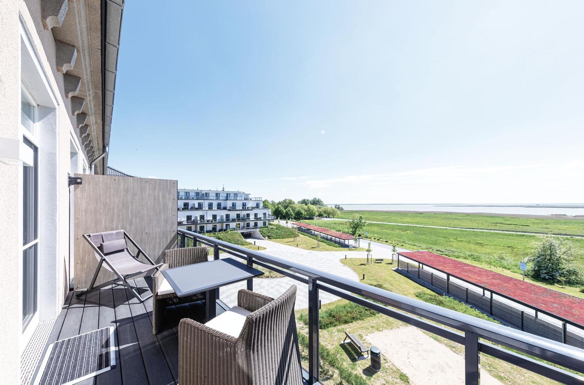 Moderne Apartments in der Seefahrtschule - 600m bis zum Ostseestrand Wustrow  Exterior foto